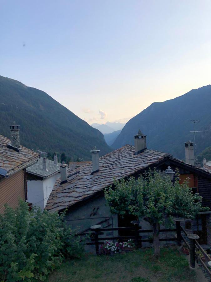 Il Piccolo Rifugio - Casa Valtournenche Appartement Buitenkant foto
